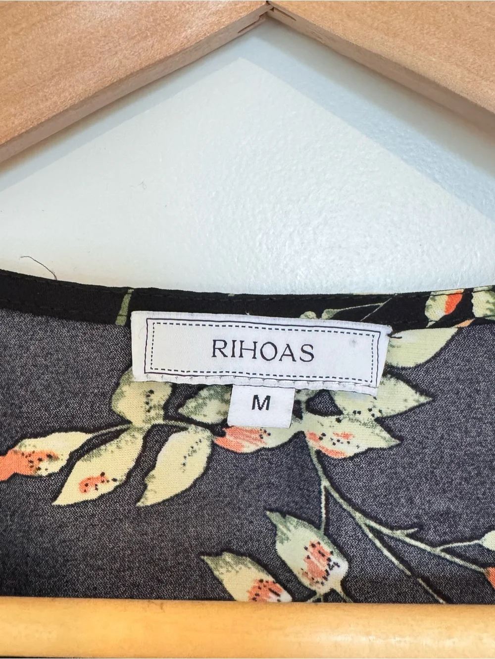 Rihoas Black Floral  V-Neck Mini Dress Short Sleeve Sundress Summer Preppy Med - Picture 4 of 5
